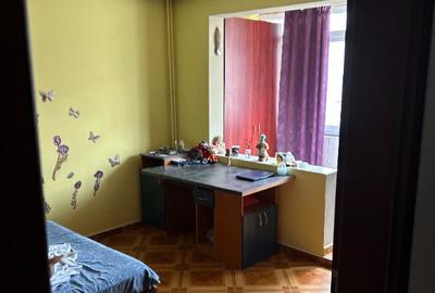 Inchiriez apartament 3 camere sector 4 bucuresti berceni - 9