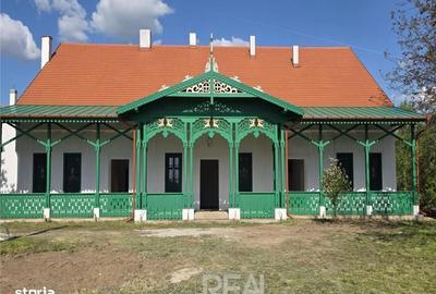 Casă cu 4 camere în Central - 1