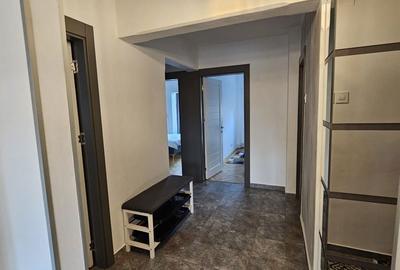 Apartament cu 3 camere decomandat în Popoveni - 4