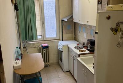 Apartament cu 2 camere decomandat, mobilat în Baba Novac