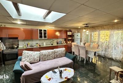 Casă cu 6 camere cu Teren 670 Mp în Central - 18