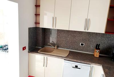 Apartament cu 3 camere, mobilat în Central - 8