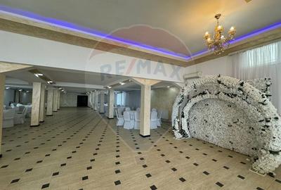 Spatiu comercial de 900mp de vanzare in zona Romanesti - 1