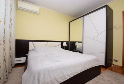 Apartament cu 3 camere decomandat, mobilat în Titan - 6
