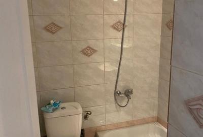 Garsonieră decomandată în Romană - 4