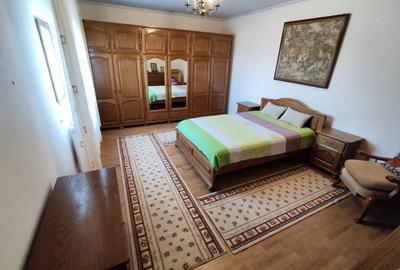 Casă cu 4 camere în Onești - 4