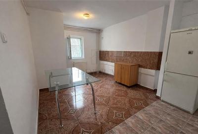 SIMION BARNIUTIU |3 CAM |PARTER INALT |CENTRALA |BOXA | ZONA EXCELENTA - 4