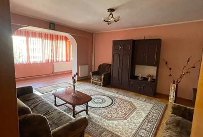 Apartament 2 camere, 85 mp + boxa zona Spital Militar, Pite?ti - 1