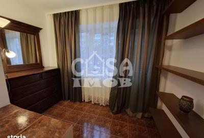 Apartament cu 3 camere decomandat în Micro 8 - 9