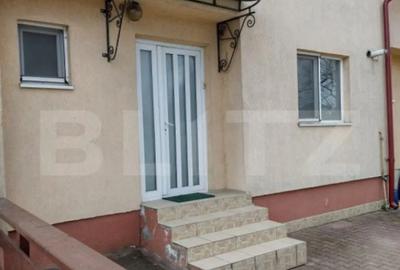 Casă cu 4 camere cu Teren 120 Mp în Central - 11