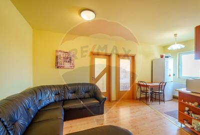 Apartament cu 3 camere Ared Uta - 1