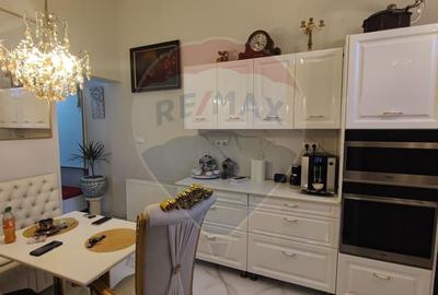 Apartament spatios la curte 2 dormitoare Salonta str. Republicii - 16