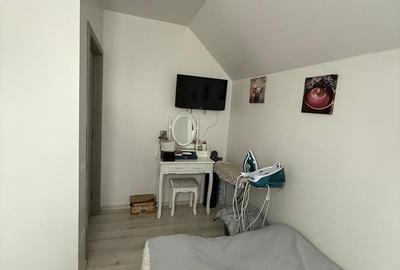 Casă cu 4 camere cu Teren 200 Mp în Ipotești - 8