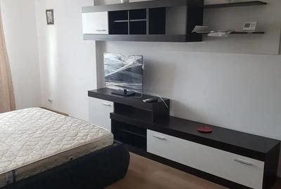 Proprietar vand garsoniera cf I - 1