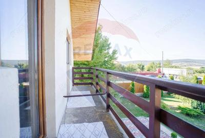 Casa / Vila cu 5 camere de vanzare in zona Central - 11