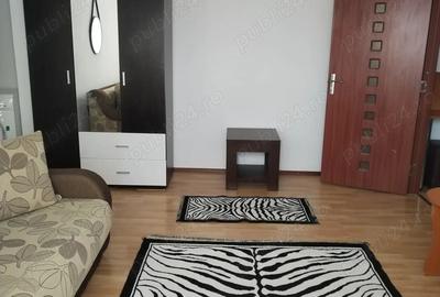 Proprietar ofer spre inchiriere apartament cu 2camere - 6