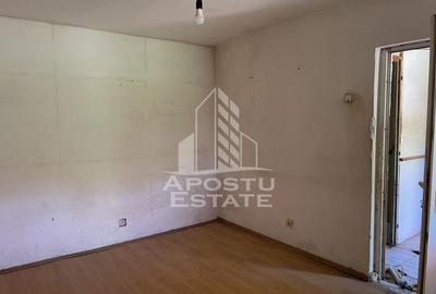 Casa cu etaj Ronat teren 750 mp - 2