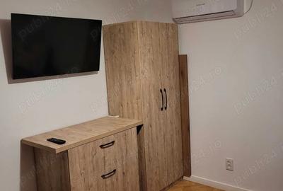 Garsoniera la curte - 1