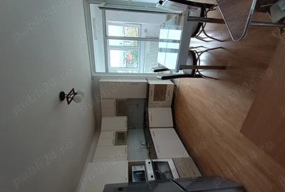 Str Lupului, Chirie apartament cu doua camere 300 euro. Tel - 5