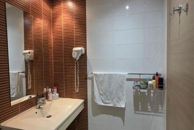 Apartament cu 2 camere semidecomandat, mobilat în Vitan