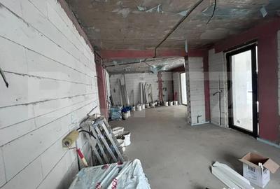 Casă cu 4 camere cu Teren 700 Mp în Central - 9