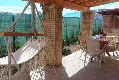 Casă cu 4 camere cu Teren 300 Mp în Tractorul - 7