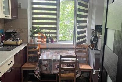 Apartament 3 camere cf1 semidecomandat zona Micro 3 - 6