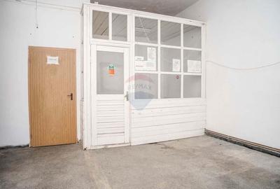 Spa?iu comercial de 158 mp de vanzare in Roman - 15