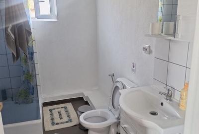 Casă cu 5 camere cu Teren 350 Mp în Micești - 3