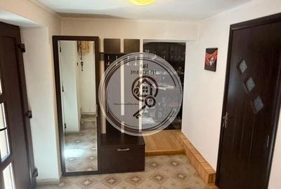 Casă cu 5 camere cu Teren 562 Mp în Hălchiu - 7