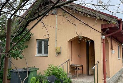 Casă cu 3 camere în Buciumeni - 1