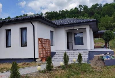 Casă cu Teren 1600 Mp în Cerghid - 3