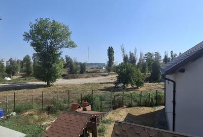 Casă cu 8 camere cu Teren 776 Mp în Central