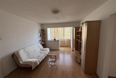 Apartament cu 2 camere semidecomandat în Gării