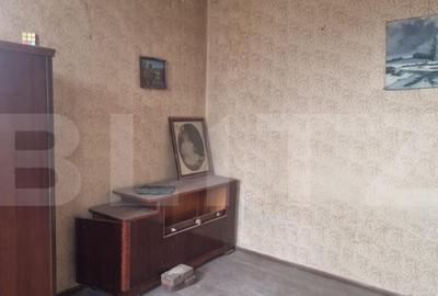 Casă cu 4 camere cu Teren 287 Mp în Lupeni - 3