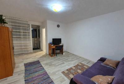 Garsonieră semidecomandată în Titan - 2