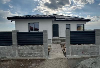Casa Individuala pe Parter - 3 camere - 370 mp Teren - Vidra - 5