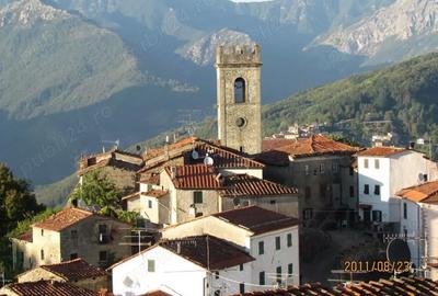 Casă cu 3 camere în Central