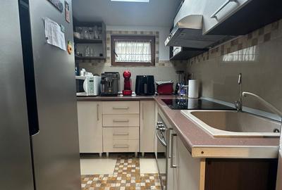 Apartament cu 3 camere decomandat în Semicentral