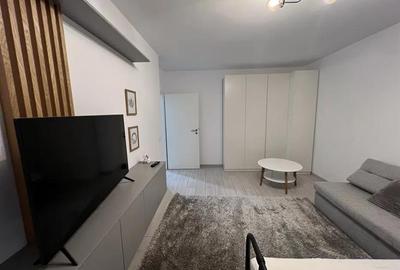 Garsonieră decomandată, mobilată în Tractorul - 2