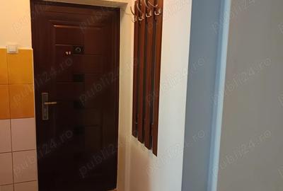 Inchiriez apartament cu 2 camere Inchiriez apartament cu 2 camere - 3