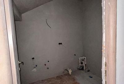 Apartament cu 4 camere în Decebal - 5