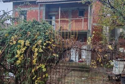 Oras Pantelimon Lebedei casa p+1+M 3 camere 160000eur - 4