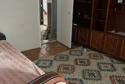 Apartament 2 camere Traian etaj 1 - 3