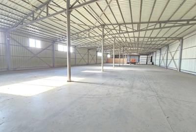 Spațiu comercial, de 1,440 mp, în Vânători - 1