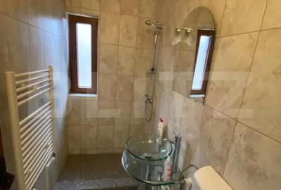 Spațiu comercial, de 20 mp, în Central - 4