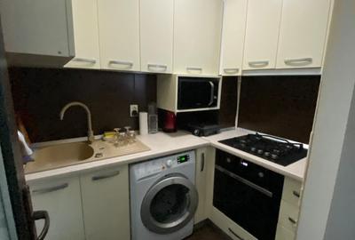 Garsoniera cu balcon etaj 1, mobilata si utilata, zona Mall - 4