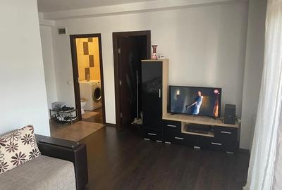 Apartament cu 2 camere ?i curte proprie, situat pe Bd. Laminorului - 7