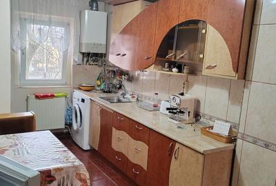 Apartament cu 4 camere decomandat în Exterior Vest - 8