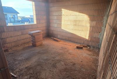 Duplex cu 4 camere cu Teren 280 Mp în Moșnița Nouă - 10